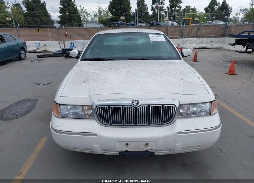 2000 MERCURY GRAND MARQUIS GS VIN: 2MEFM74W9YX611629