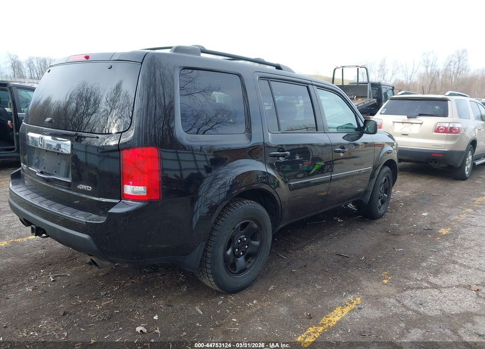 2011 HONDA PILOT EX-L VIN: 5FNYF4H64BB013114