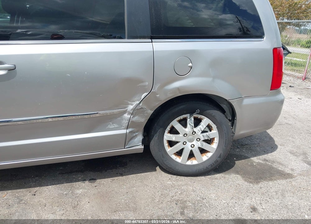 2015 CHRYSLER TOWN & COUNTRY TOURING VIN: 2C4RC1BG0FR636639