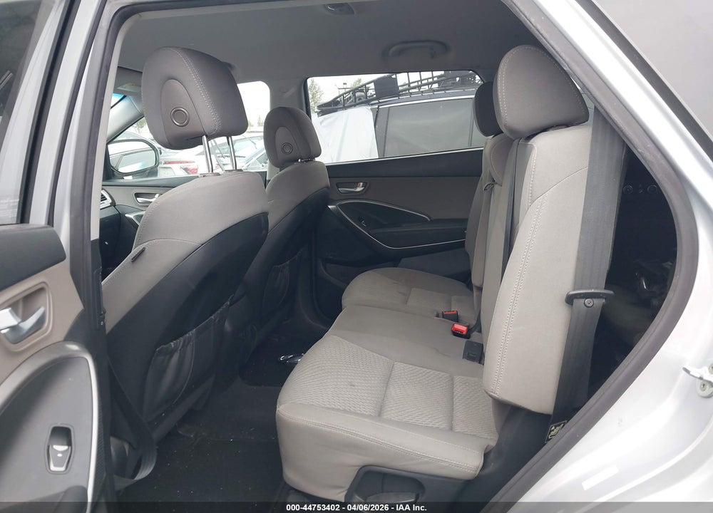 2017 HYUNDAI SANTA FE SE VIN: KM8SM4HF2HU180899