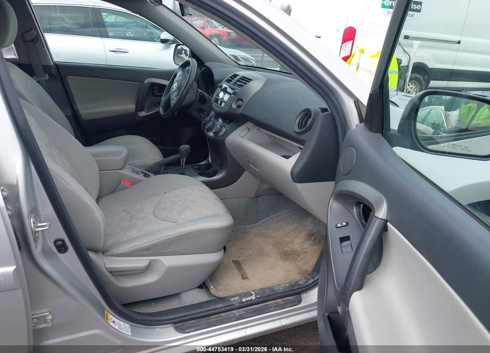2011 TOYOTA RAV4 VIN: 2T3BF4DV3BW121401