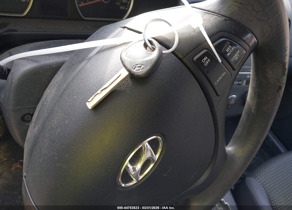 2010 HYUNDAI ELANTRA TOURING GLS VIN: KMHDB8AE2AU072263