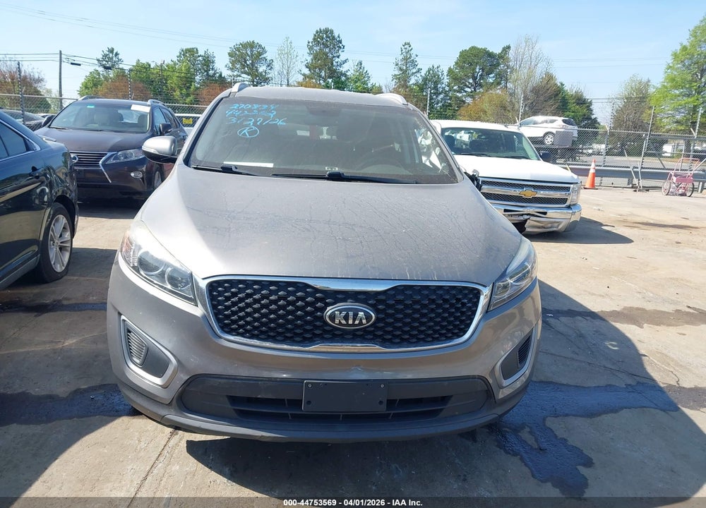 2017 KIA SORENTO 2.4L LX VIN: 5XYPGDA34HG270834