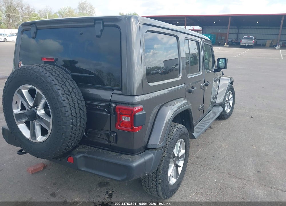 2019 JEEP WRANGLER UNLIMITED SAHARA 4X4 VIN: 1C4HJXEGXKW619669