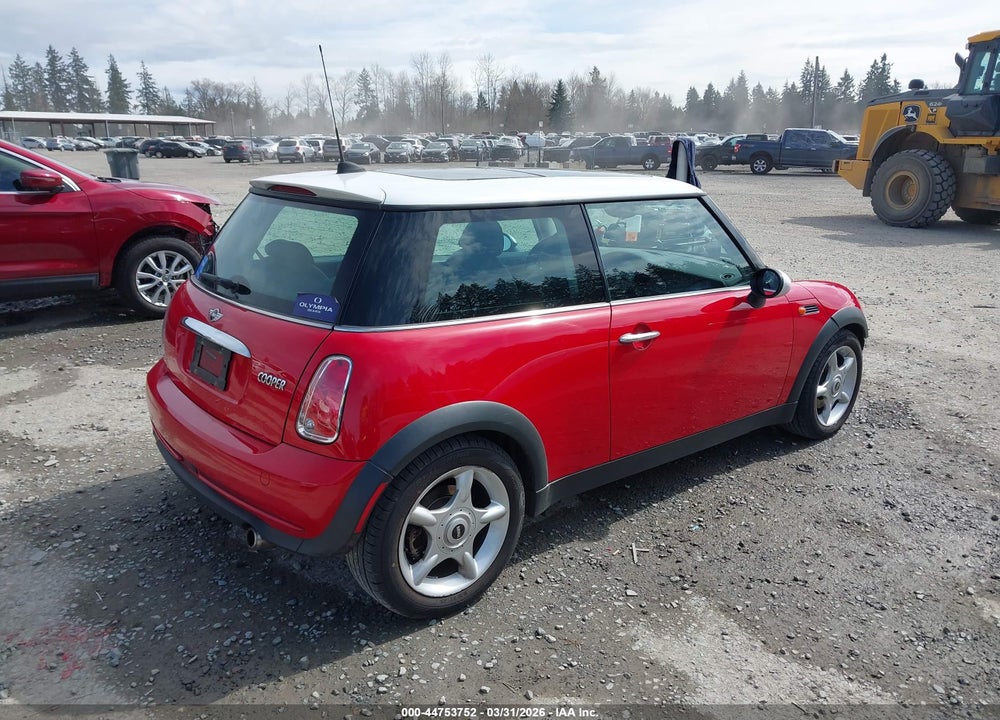 2006 MINI COOPER VIN: WMWRC33596TK72199