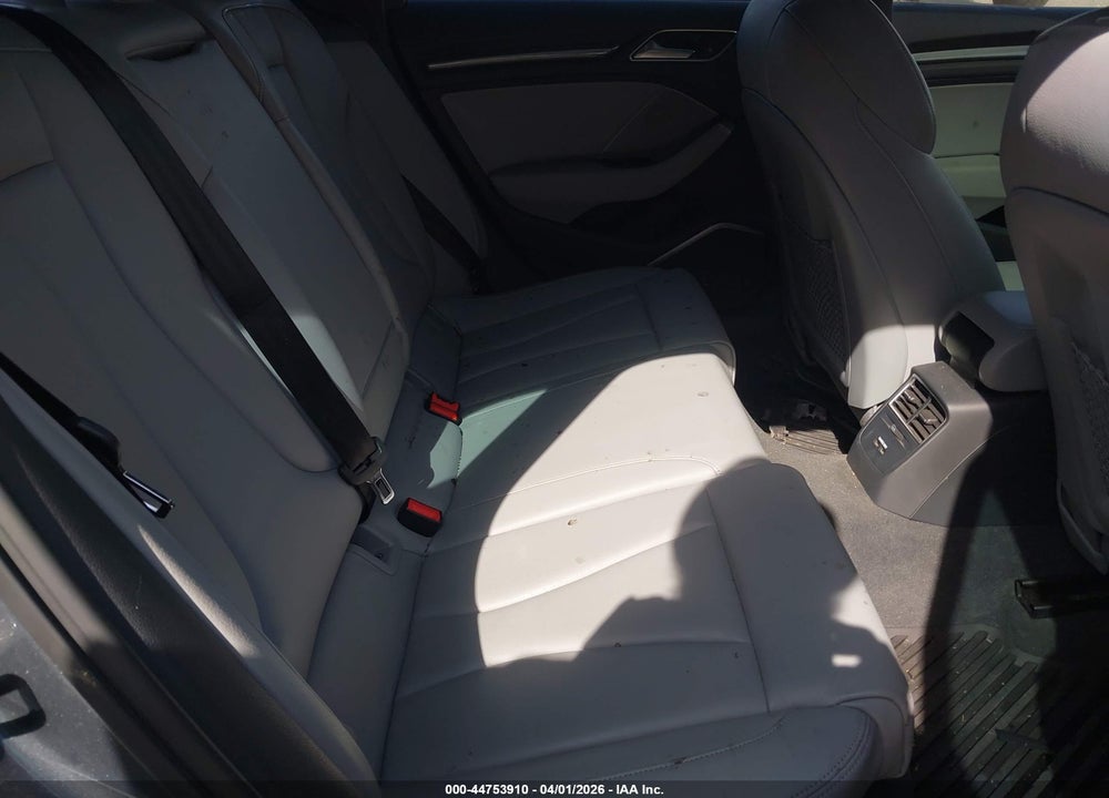 2018 AUDI A3 E-TRON 1.4T PREMIUM VIN: WAUSPBFFXJA068052