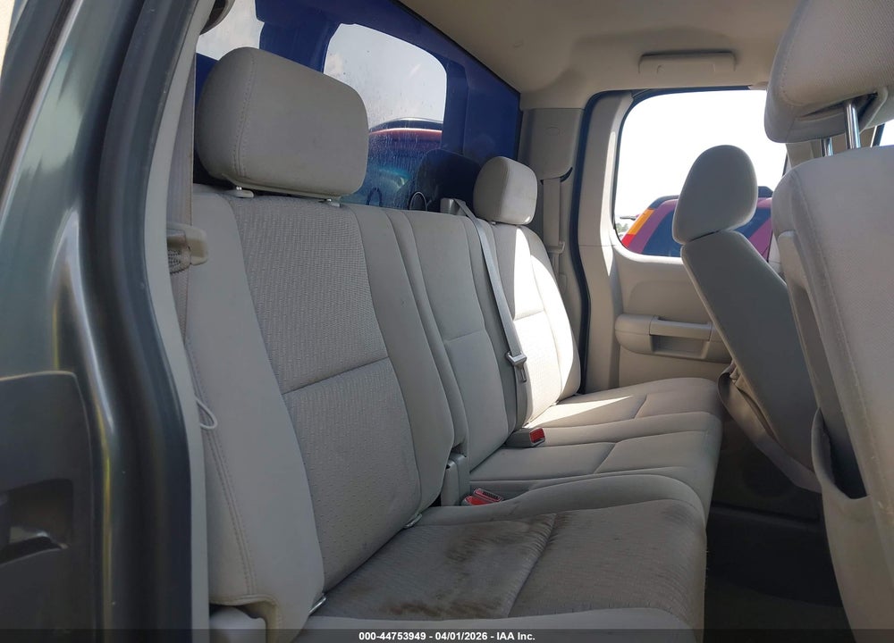 2011 GMC SIERRA 1500 SLE VIN: 1GTR1VE07BZ337337