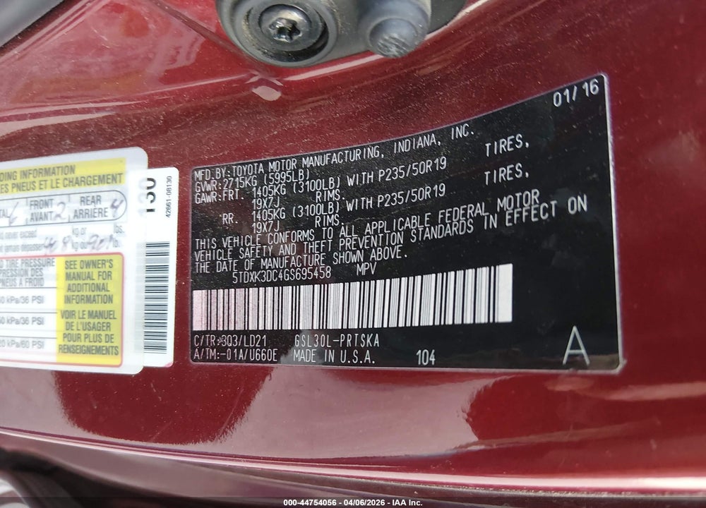 2016 TOYOTA SIENNA SE 8 PASSENGER VIN: 5TDXK3DC4GS695458