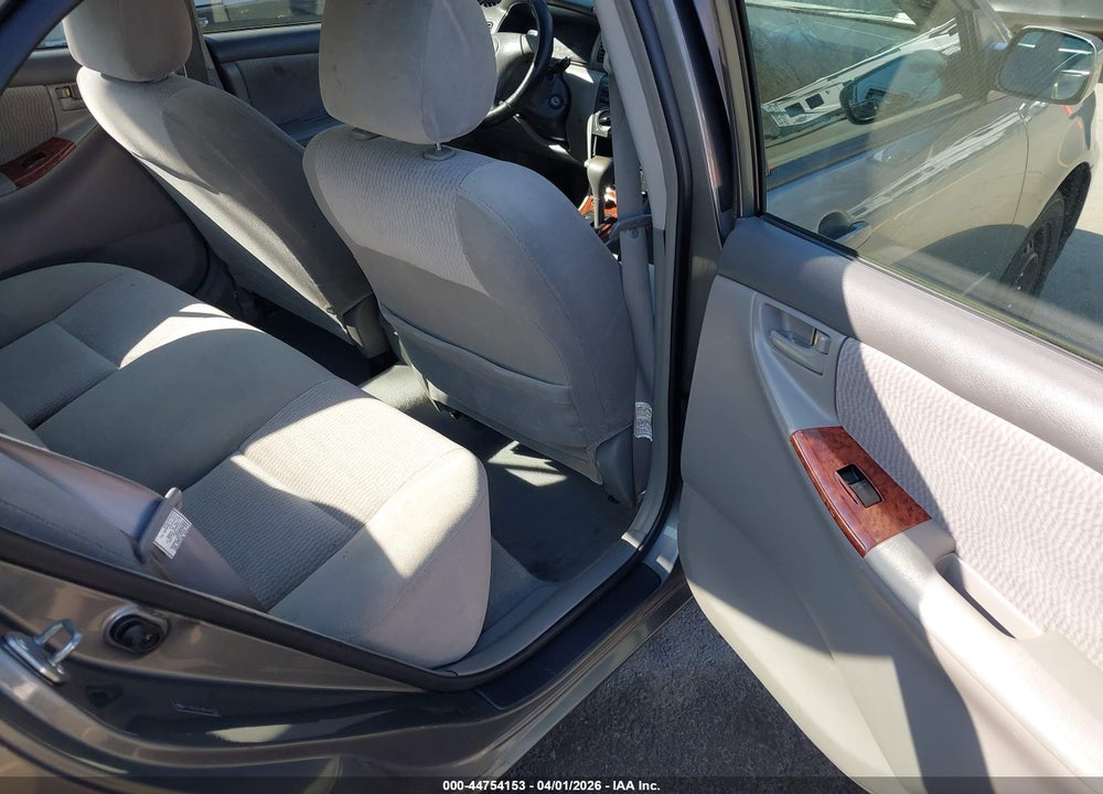 2006 TOYOTA COROLLA LE VIN: 2T1BR32E06C649353