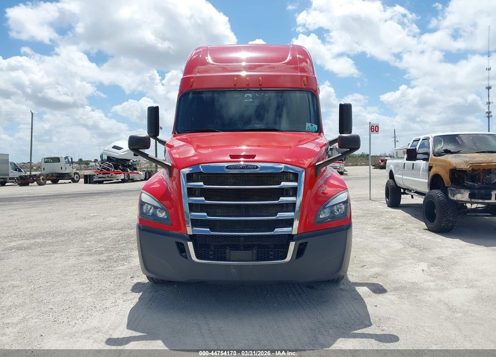 2020 FREIGHTLINER NEW CASCADIA 126 VIN: 1FUJHHDR6LLLN1480
