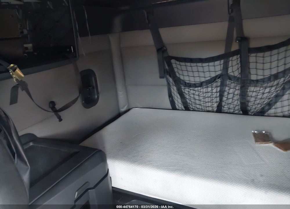 2020 FREIGHTLINER NEW CASCADIA 126 VIN: 1FUJHHDR6LLLN1480