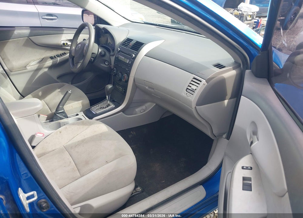 2010 TOYOTA COROLLA LE VIN: 1NXBU4EEXAZ273090