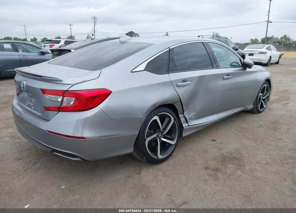 2018 HONDA ACCORD EX VIN: 1HGCV1F4XJA084095