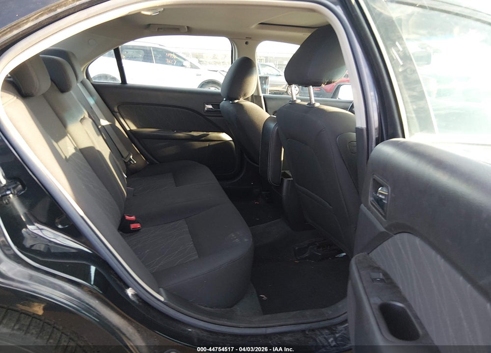 2010 MERCURY MILAN VIN: 3MEHM0HA9AR657724
