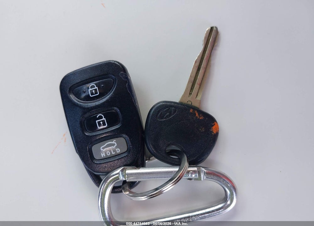 2015 HYUNDAI ELANTRA SE VIN: 5NPDH4AE0FH587940