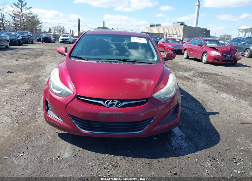 2015 HYUNDAI ELANTRA SE VIN: 5NPDH4AE0FH587940