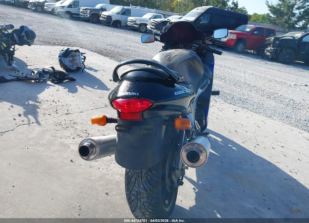 2002 SUZUKI GSX1300 R VIN: JS1GW71A322105291