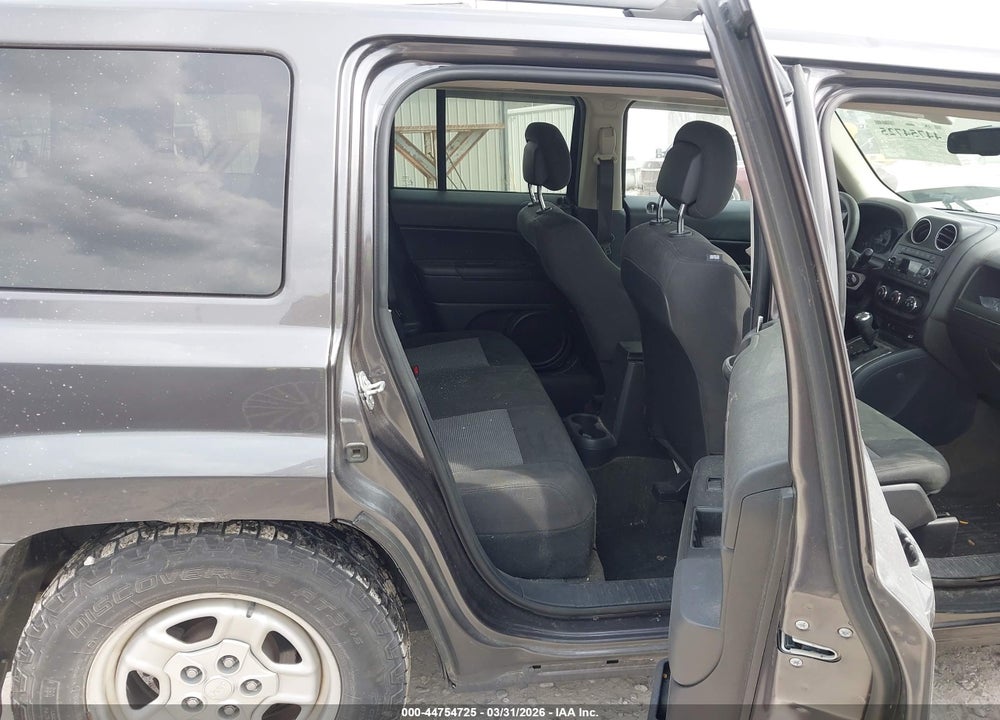2016 JEEP PATRIOT SPORT VIN: 1C4NJRBB7GD781334