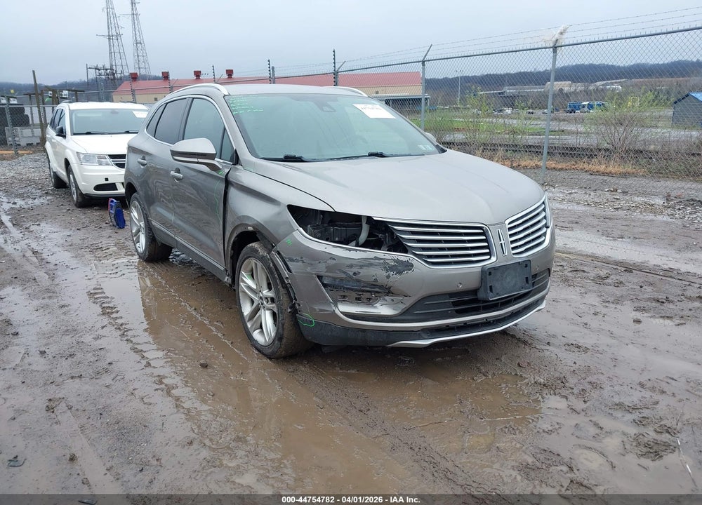 2017 LINCOLN MKC RESERVE VIN: 5LMCJ3D96HUL35247