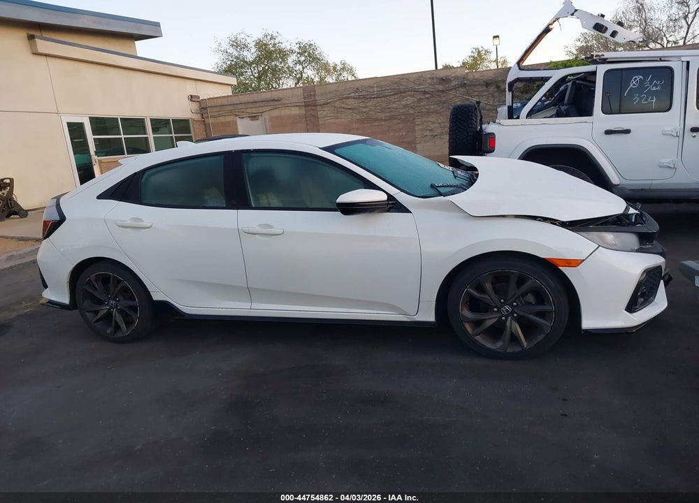 2017 HONDA CIVIC SPORT VIN: SHHFK7H4XHU404021