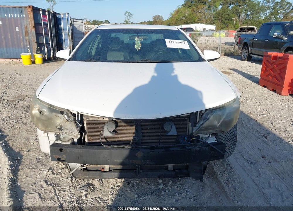 2013 TOYOTA CAMRY SE VIN: 4T1BF1FK0DU706157