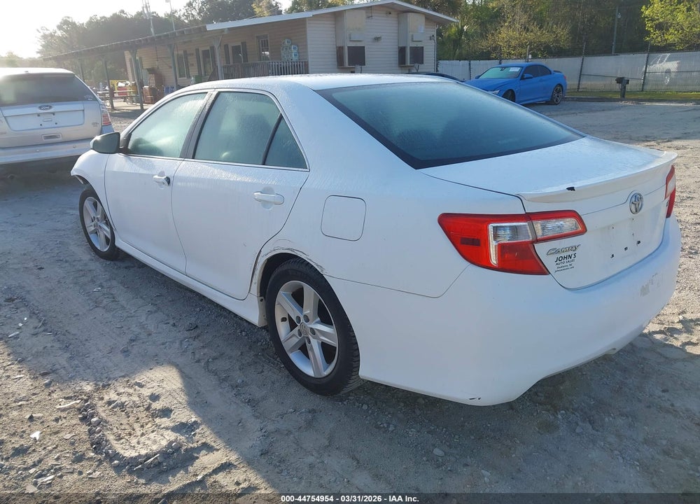 2013 TOYOTA CAMRY SE VIN: 4T1BF1FK0DU706157