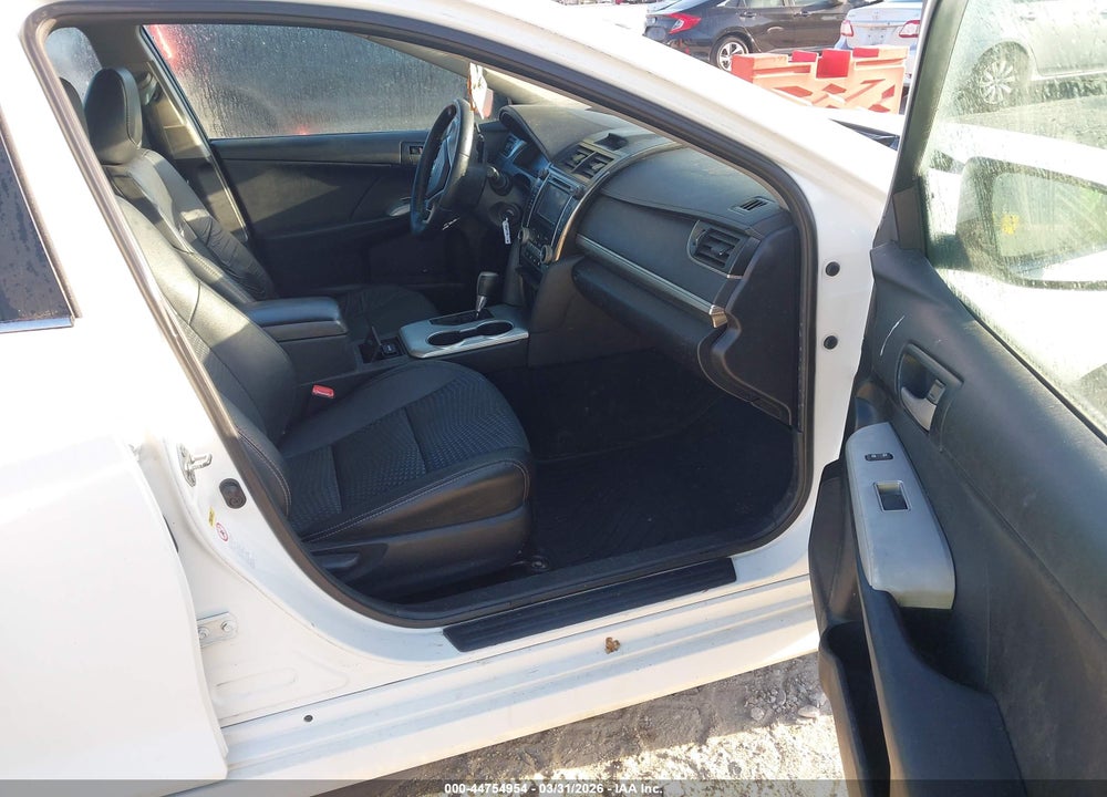 2013 TOYOTA CAMRY SE VIN: 4T1BF1FK0DU706157