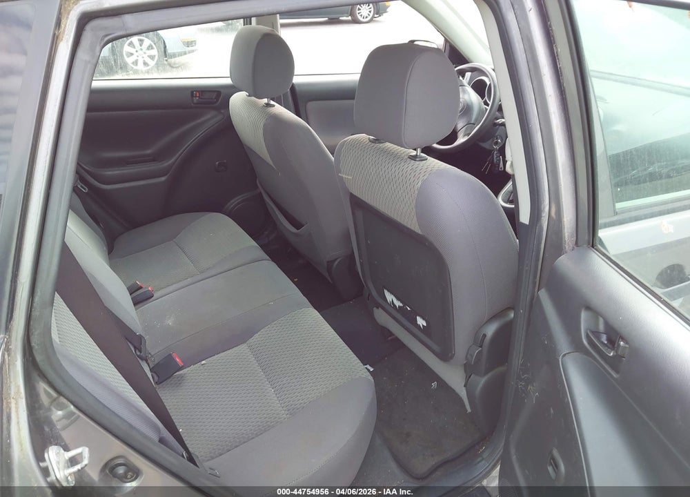 2005 TOYOTA MATRIX VIN: 2T1KR32E05C334955