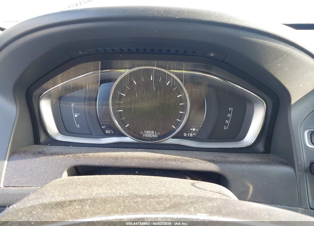2016 VOLVO XC60 VIN: YV440MDK4G2843893