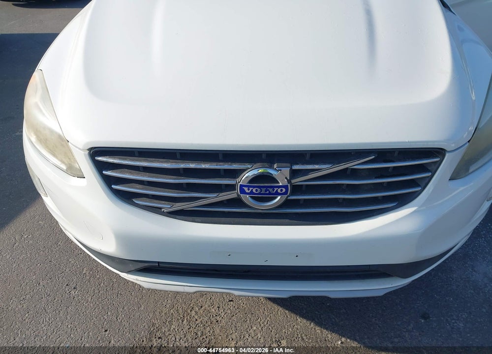 2016 VOLVO XC60 VIN: YV440MDK4G2843893