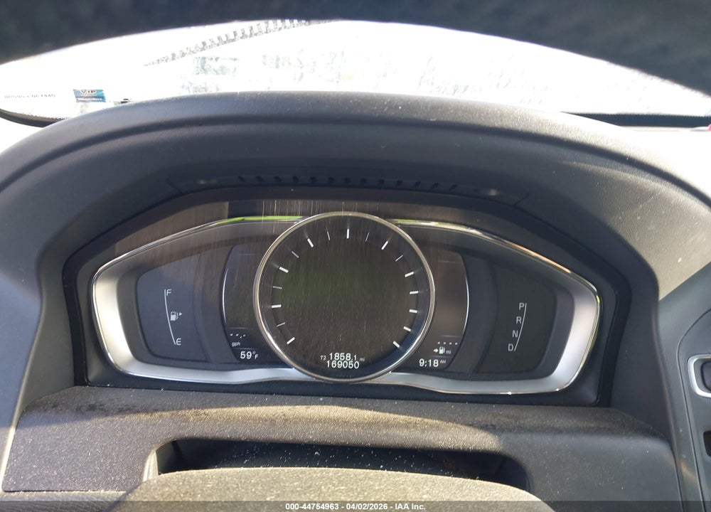 2016 VOLVO XC60 VIN: YV440MDK4G2843893