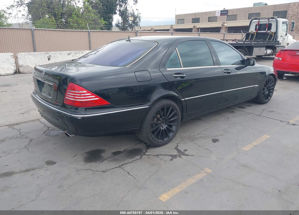 2001 MERCEDES-BENZ S 600 VIN: WDBNG78J11A208437