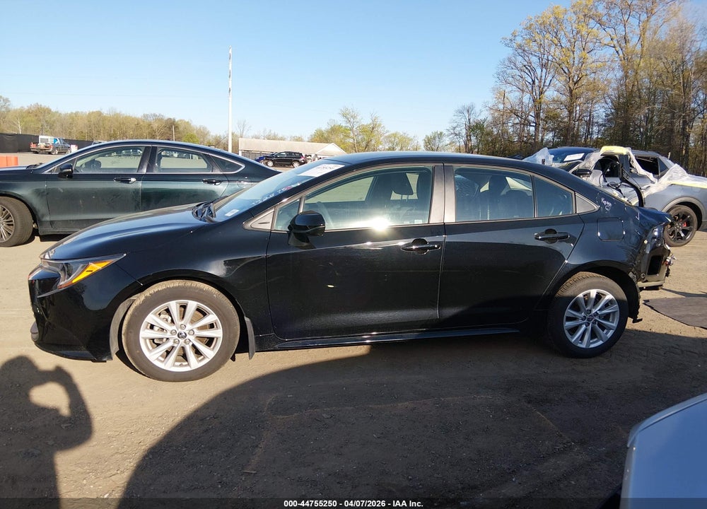 2025 TOYOTA COROLLA LE VIN: 5YFB4MDE6SP351675