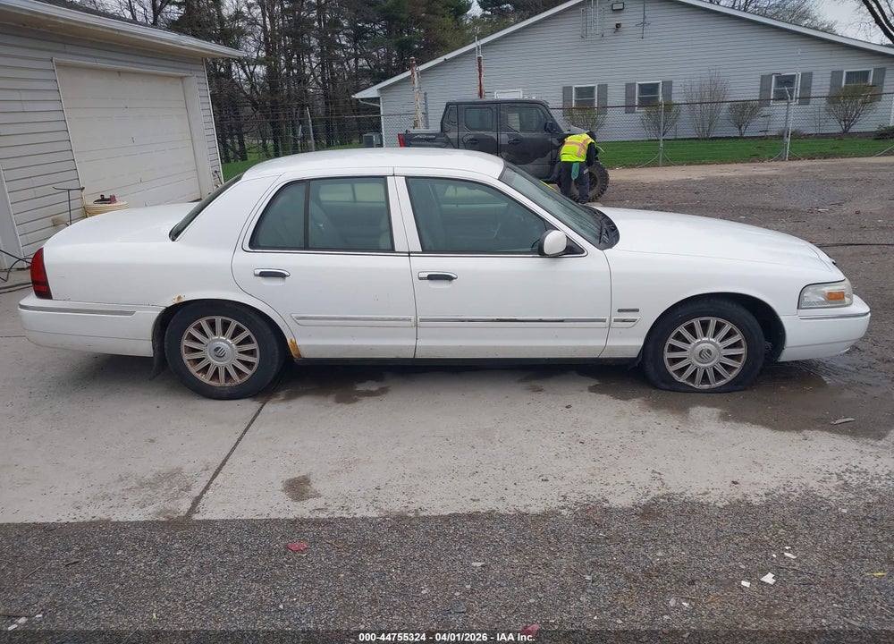 2010 MERCURY GRAND MARQUIS LS (FLEET ONLY) VIN: 2MEBM7FV0AX630563