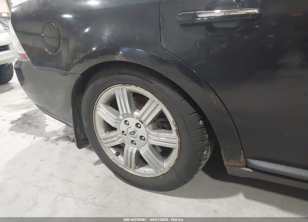 2009 FORD TAURUS LIMITED VIN: 1FAHP25W69G111847
