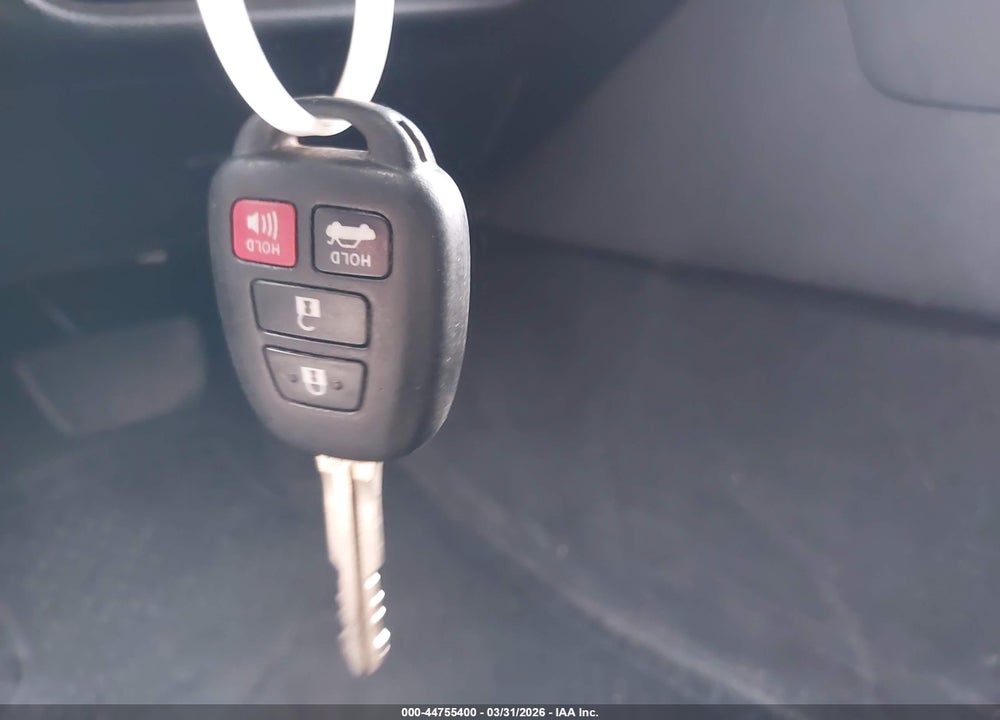 2014 TOYOTA CAMRY SE VIN: 4T1BF1FK3EU857219
