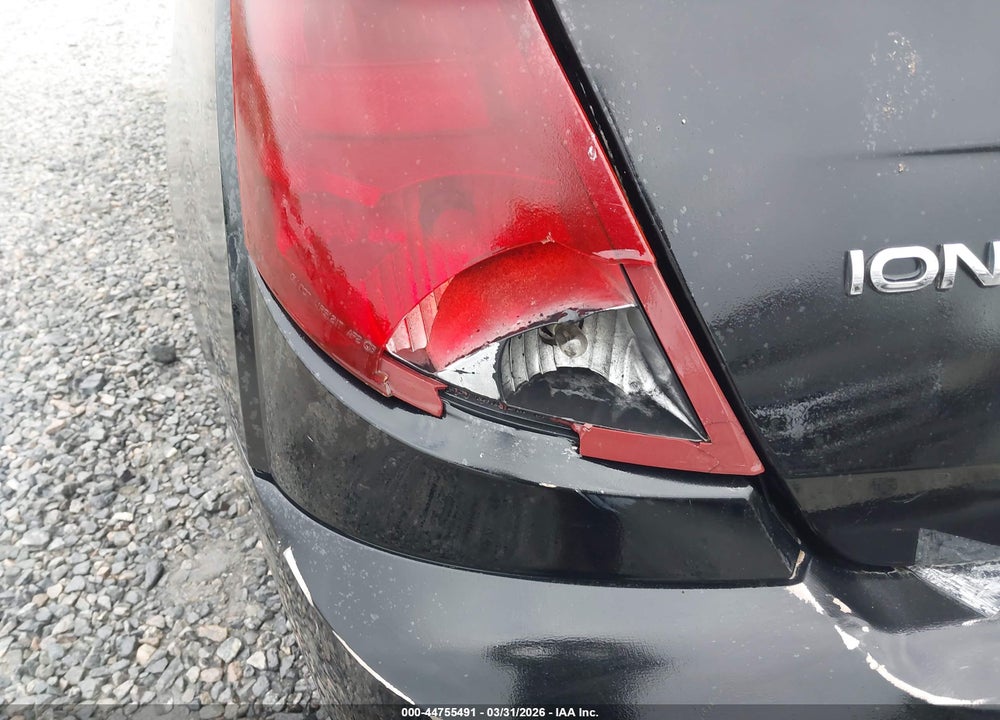 2007 SATURN ION 2 VIN: 1G8AJ55F87Z125498