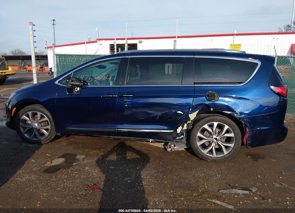2018 CHRYSLER PACIFICA LIMITED VIN: 2C4RC1GGXJR295252