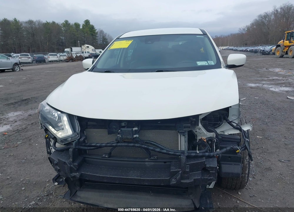 2019 NISSAN ROGUE S VIN: 5N1AT2MV9KC832219
