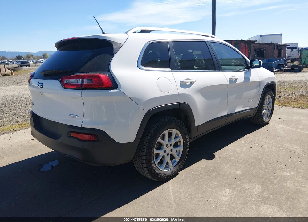 2018 JEEP CHEROKEE LATITUDE 4X4 VIN: 1C4PJMCB1JD540872