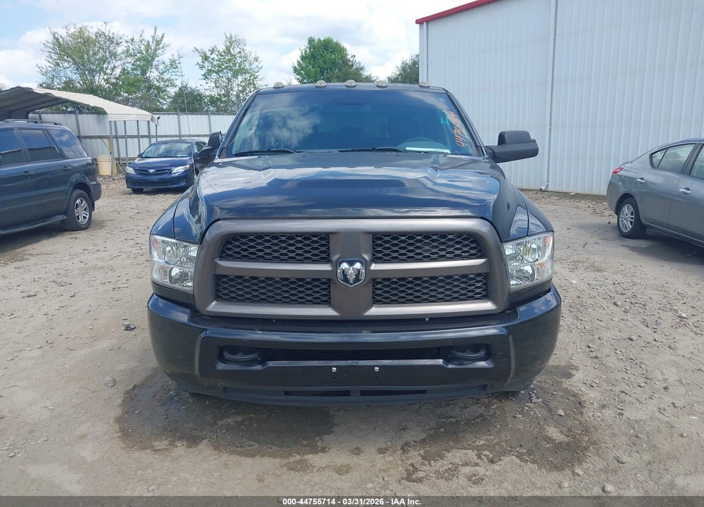 2018 RAM 3500 TRADESMAN  4X2 8' BOX VIN: 3C63RPGL3JG158865