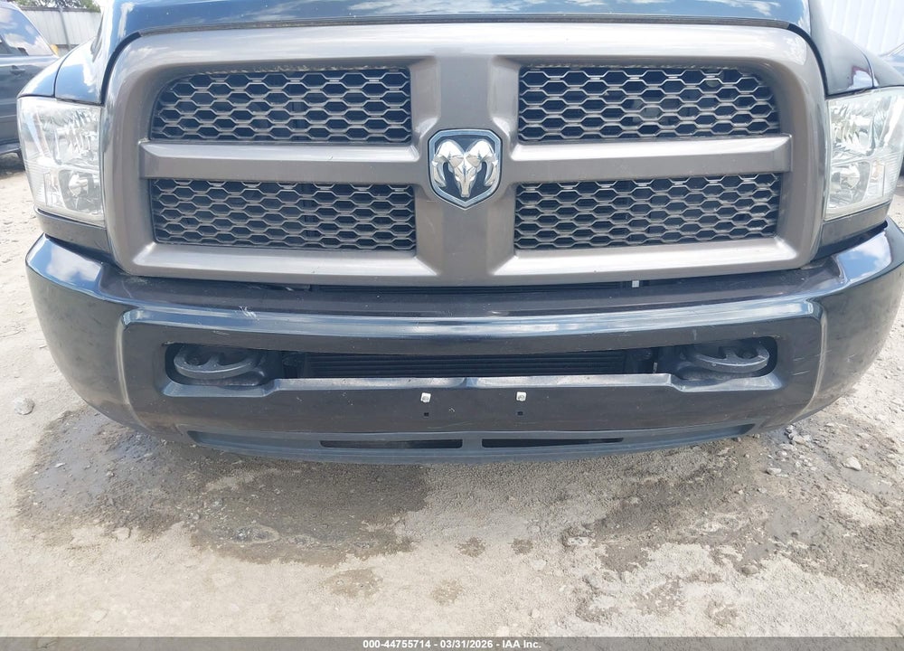 2018 RAM 3500 TRADESMAN  4X2 8' BOX VIN: 3C63RPGL3JG158865