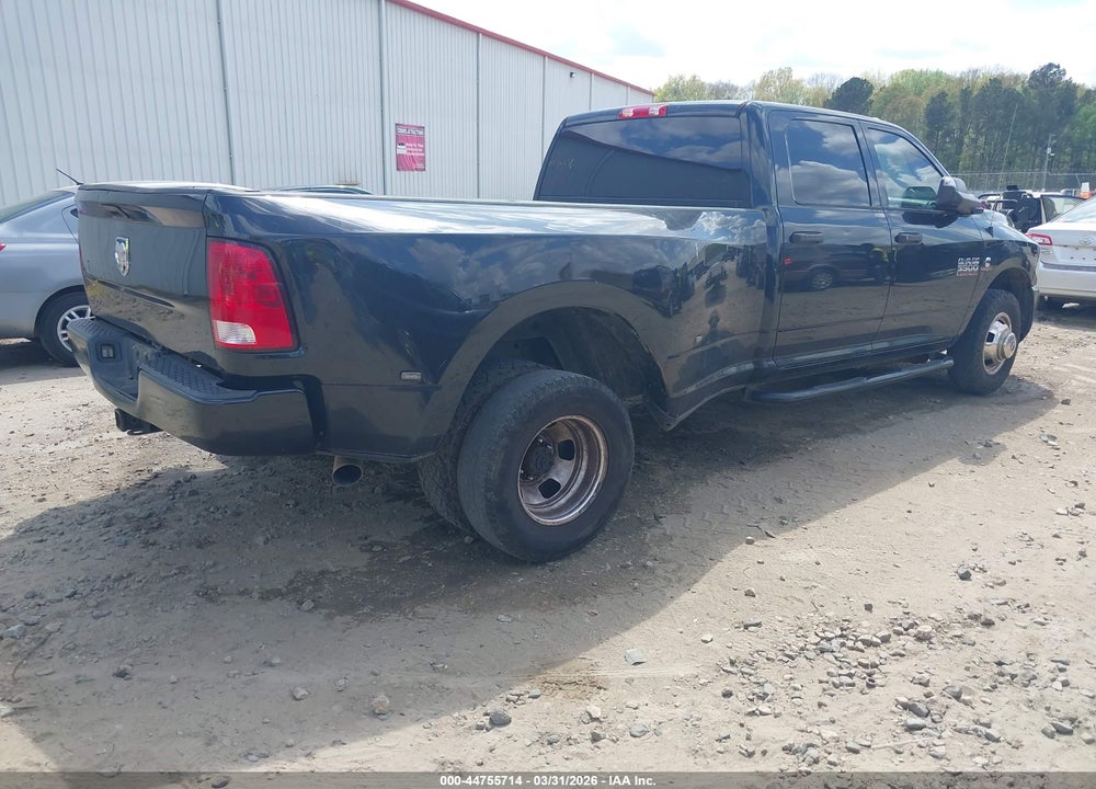 2018 RAM 3500 TRADESMAN  4X2 8' BOX VIN: 3C63RPGL3JG158865