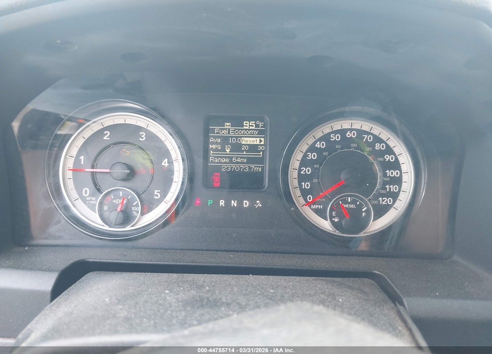 2018 RAM 3500 TRADESMAN  4X2 8' BOX VIN: 3C63RPGL3JG158865