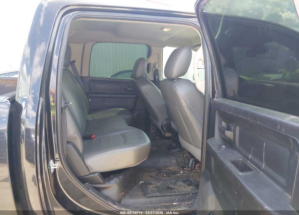 2018 RAM 3500 TRADESMAN  4X2 8' BOX VIN: 3C63RPGL3JG158865