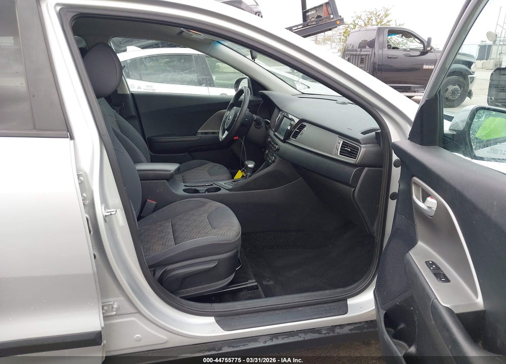 2017 KIA NIRO LX VIN: KNDCB3LC2H5059130