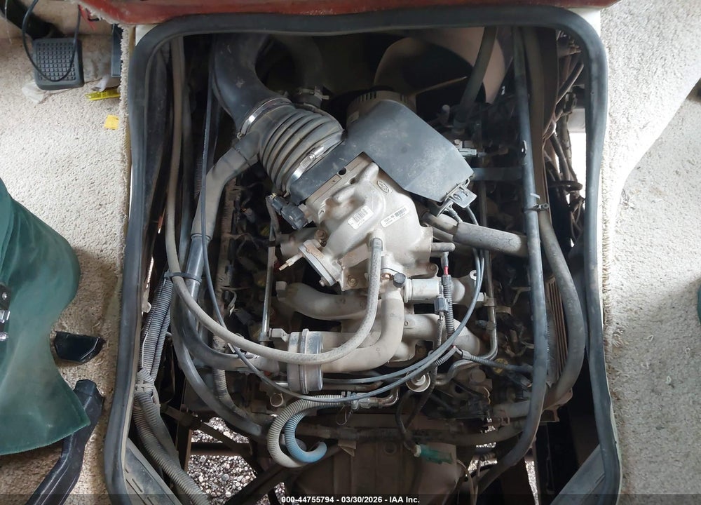 2000 FORD F550 SUPER DUTY STRIPPED CHASS VIN: 3FCNF53S4YJA10149