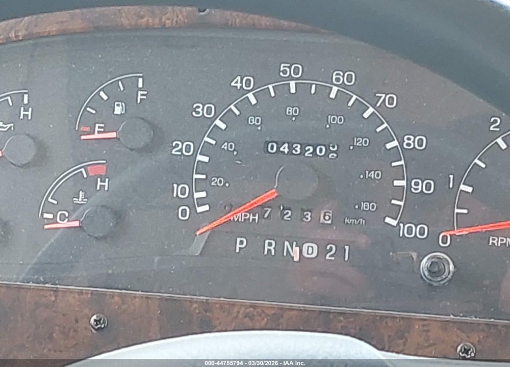 2000 FORD F550 SUPER DUTY STRIPPED CHASS VIN: 3FCNF53S4YJA10149