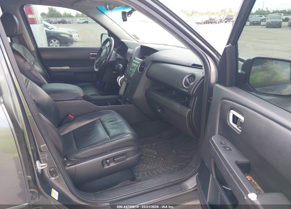 2011 HONDA PILOT EX-L VIN: 5FNYF3H58BB046988