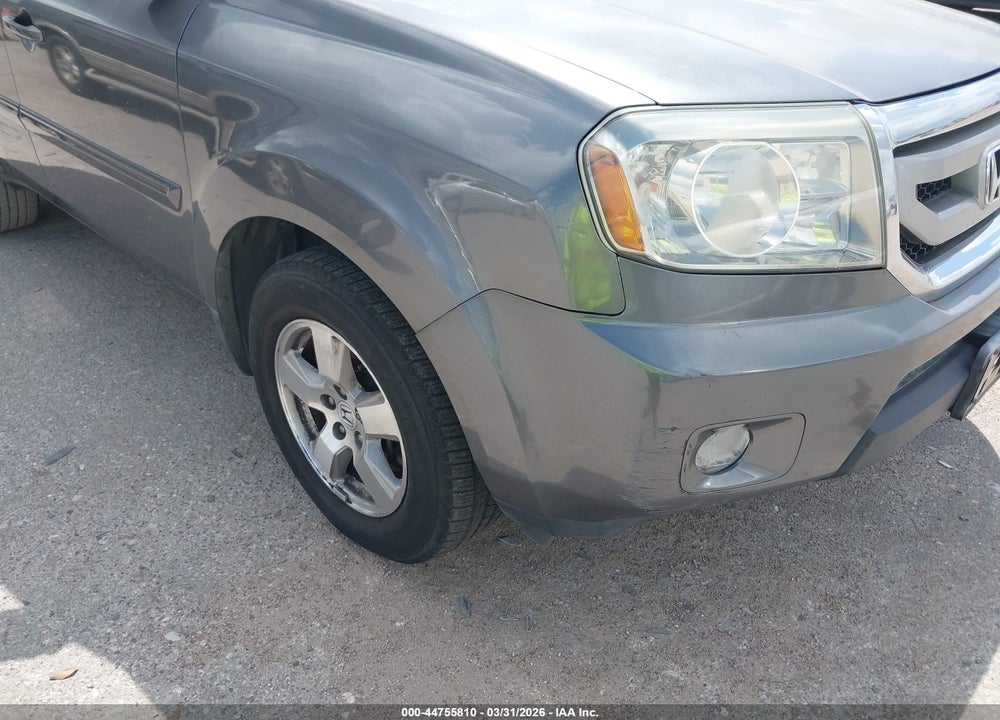2011 HONDA PILOT EX-L VIN: 5FNYF3H58BB046988